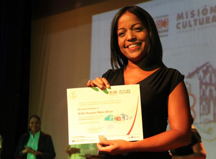 entrega_de_reconocimientos_para_empleados_de_bnv1_0