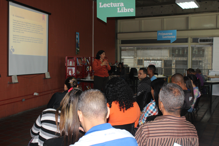 Taller de Periodismo en la Sala Mama Rosa