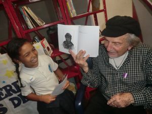 Conversando a través de la poesía con Luis Alberto Crespo