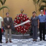 Con ofrenda floral se conmemoraron 166 años del natalicio de José Martí